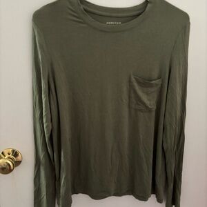 American Eagle top